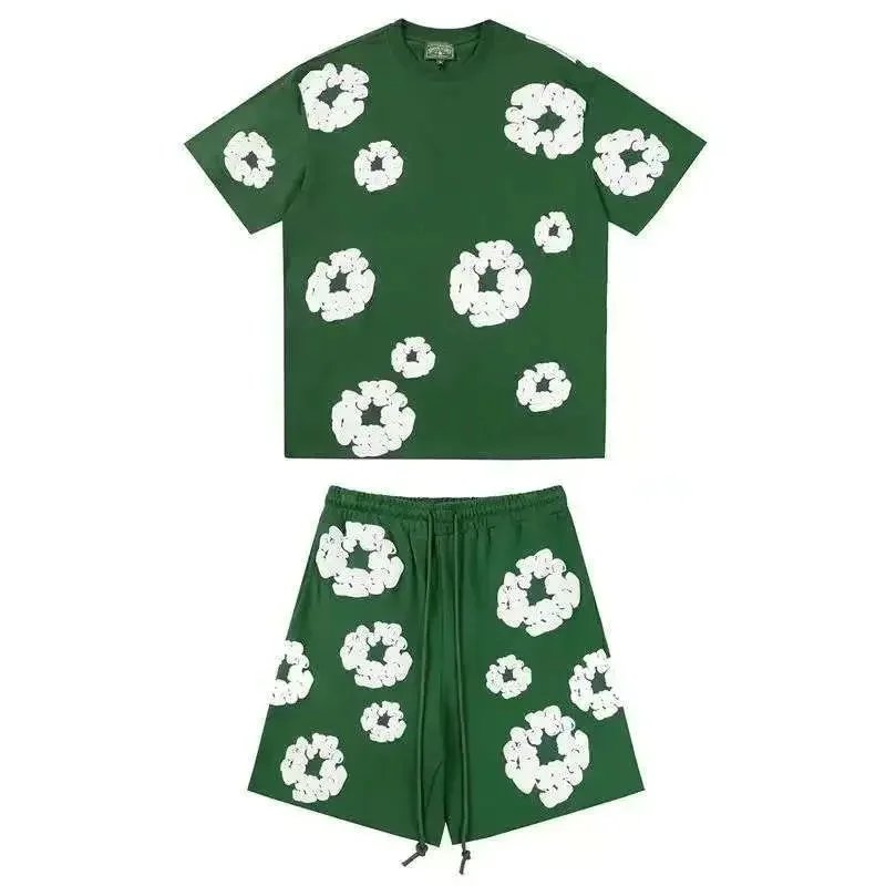 Gallery Dept. Floral Appliqué Red Set - 7