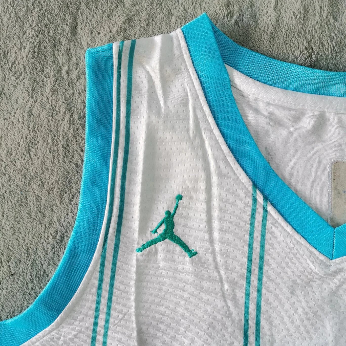 Charlotte Hornets Nike NBA Swingman Jersey Teal Blue Activewear - 8