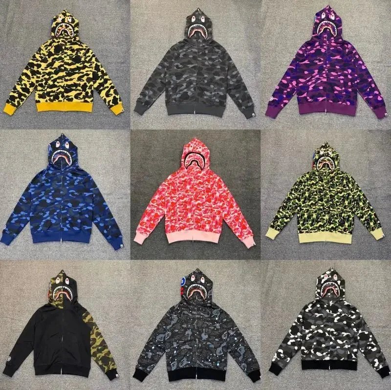 A BATHING APE Hoodies & Sweatshirts Shark full-zip camouflage hoodie image 2