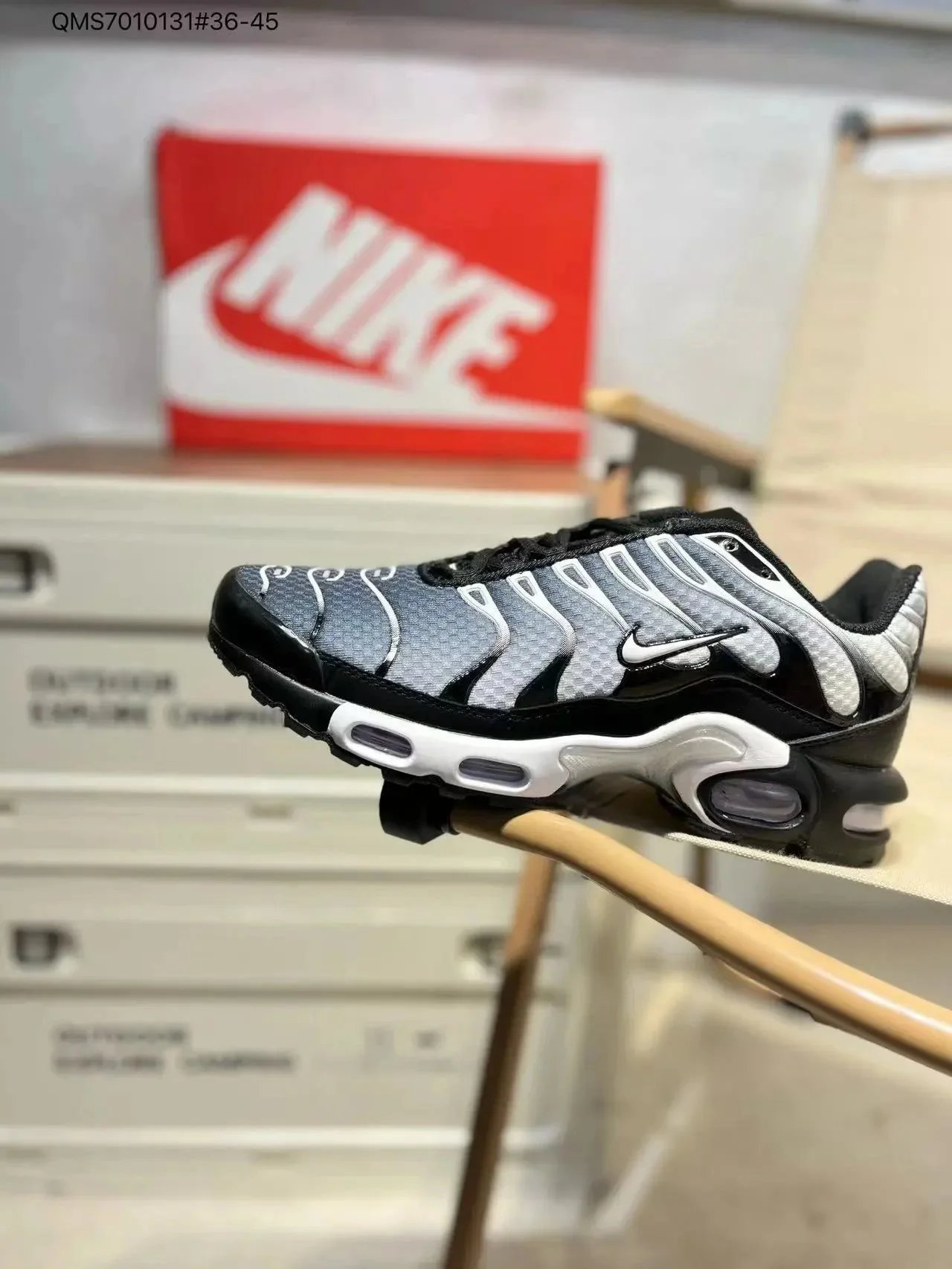 Nike Air VaporMax Plus White Ice Blue Red Sneakers - 4