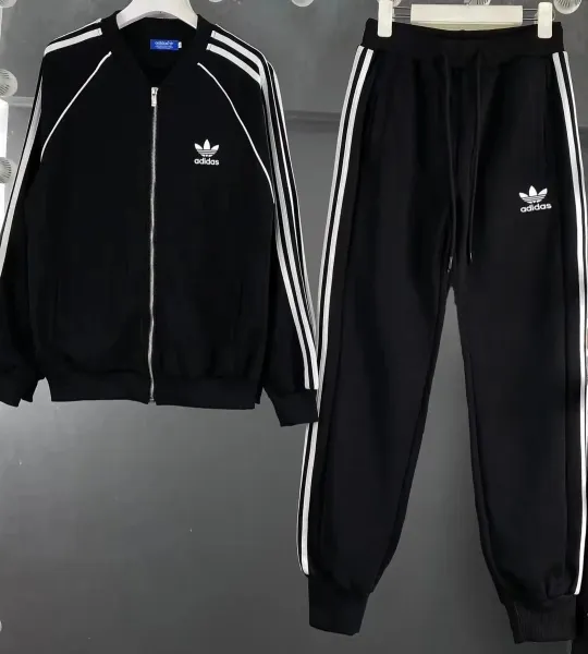 Miu Miu Logo-Embroidered White Hoodie and Sweatpants Set - 4
