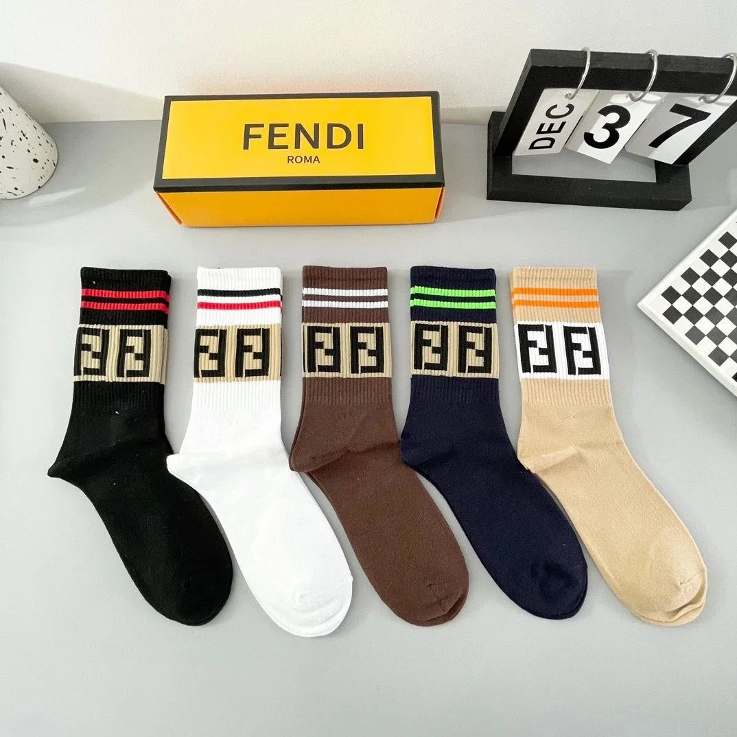 Prada Logo Socks Collection Black and White Socks - 8