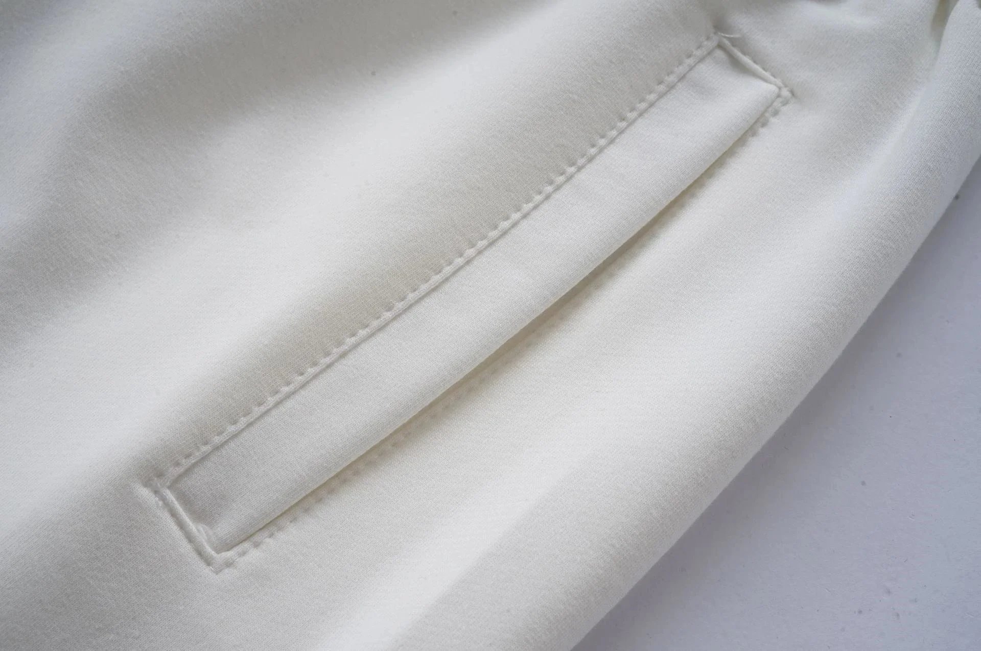 Palm Angels Teddy Bear Embroidered White Shorts - 6