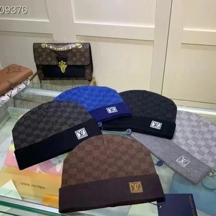 Louis Vuitton Damier Azur Knit Scarf and Beanie Set Navy Blue Accessories - 7