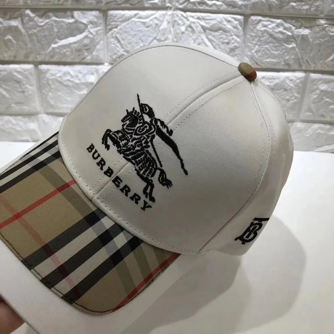 Burberry Classic Check Baseball Cap Beige Plaid - 3