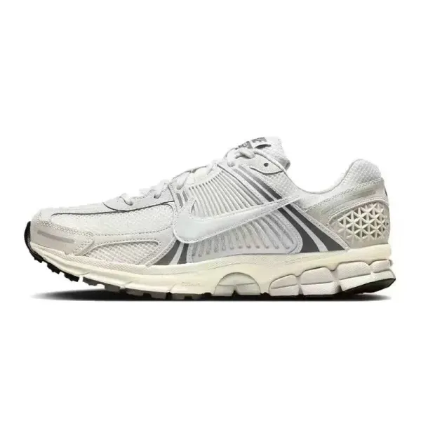 Nike Zoom Vomero 5 Multicolor Running Shoes - 2