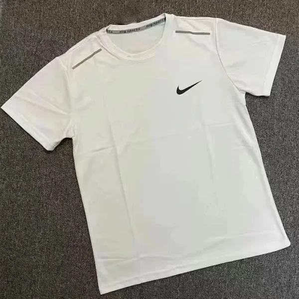 Nike The Nike Tee White Reflective Activewear Set - 8