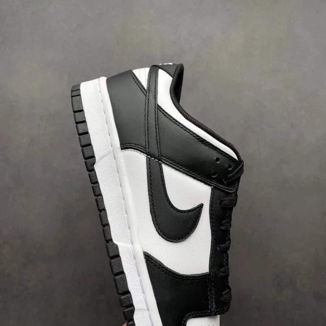 Nike SB Dunk Low Pigeon Black/White Sneakers - 7