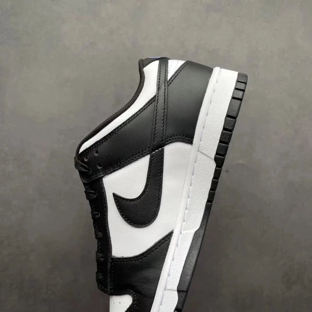 Nike SB Dunk Low Pigeon Black/White Sneakers - 8