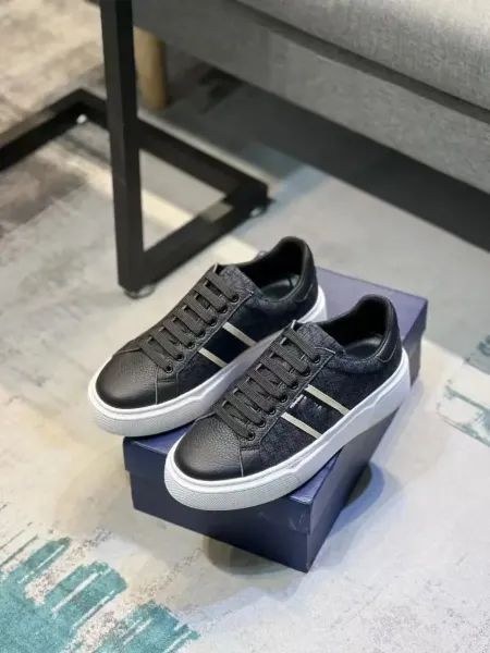 Hogan Interactive H321 Black and Silver Stripe Sneakers - 1