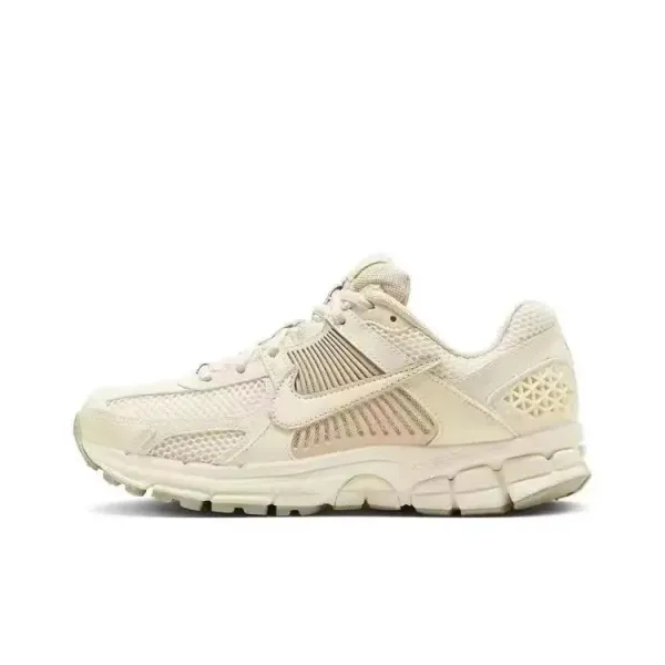 Nike Zoom Vomero 5 Multicolor Running Shoes - 8