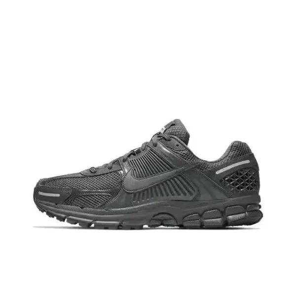 Nike Zoom Vomero 5 Multicolor Running Shoes - 4