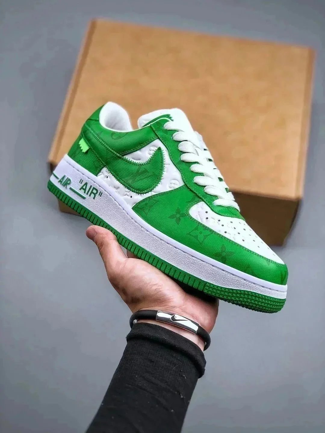 Nike x Off-White Air Force 1 Low Black White Sneakers - 11