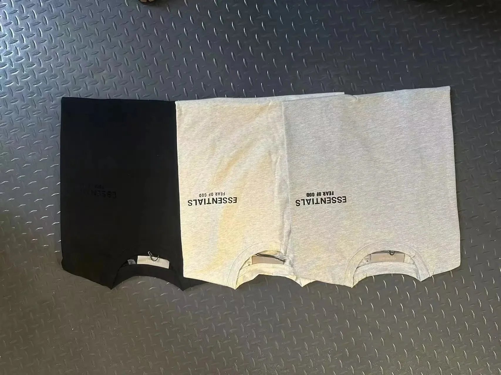GRA Three Bars White T-Shirt - 8