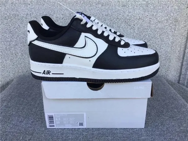 Nike Air Force 1 '07 Low White Gum Sole Sneakers - 6