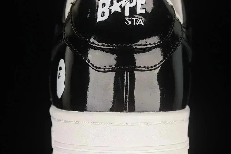 A Bathing Ape Shark Star Low White Sneakers - 7