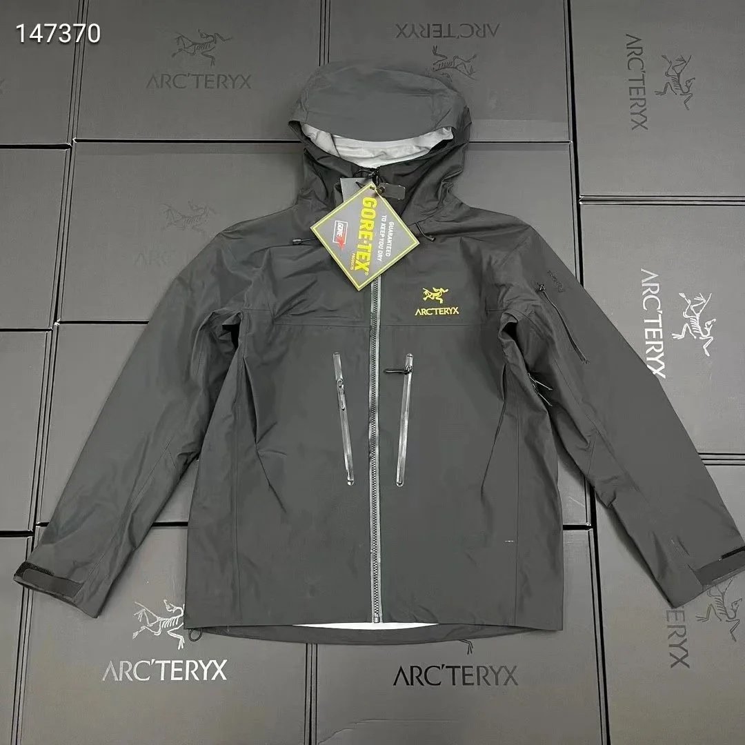 Arc'teryx Alpha SV Jacket White Gore-Tex Outerwear - 4