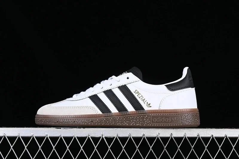 Adidas Originals Samba Classic White/Black/Gum Sneakers