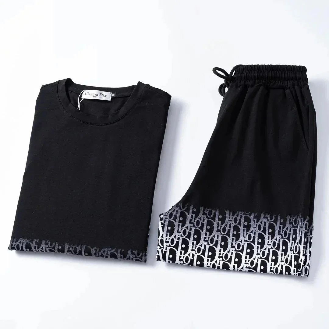 Louis Vuitton Monogram Short Set - 20/74