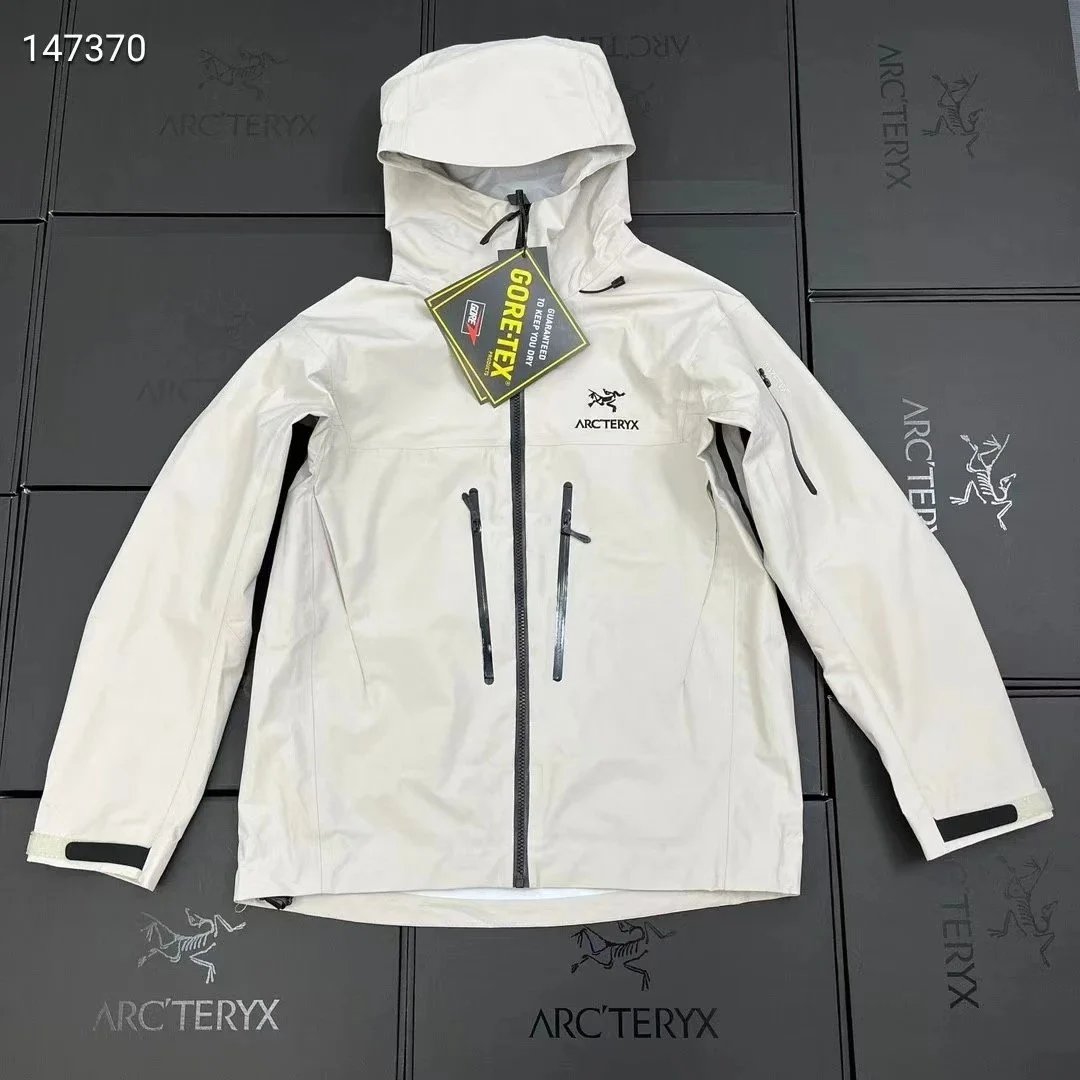 Arc'teryx Alpha SV Jacket White Gore-Tex Outerwear - 2