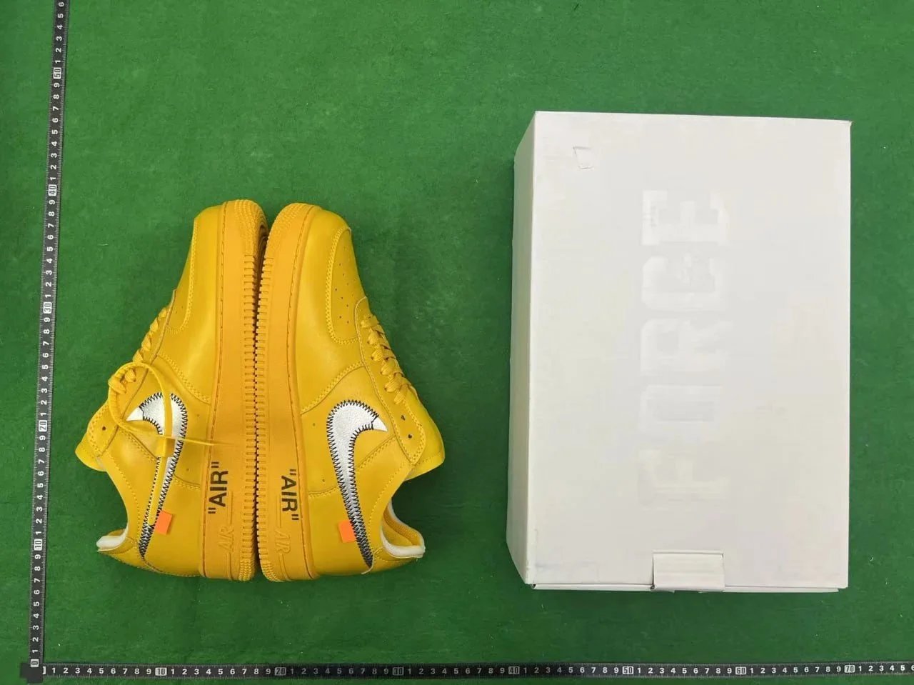 Off-White x Nike Air Force 1 Low Yellow Sneakers - 1