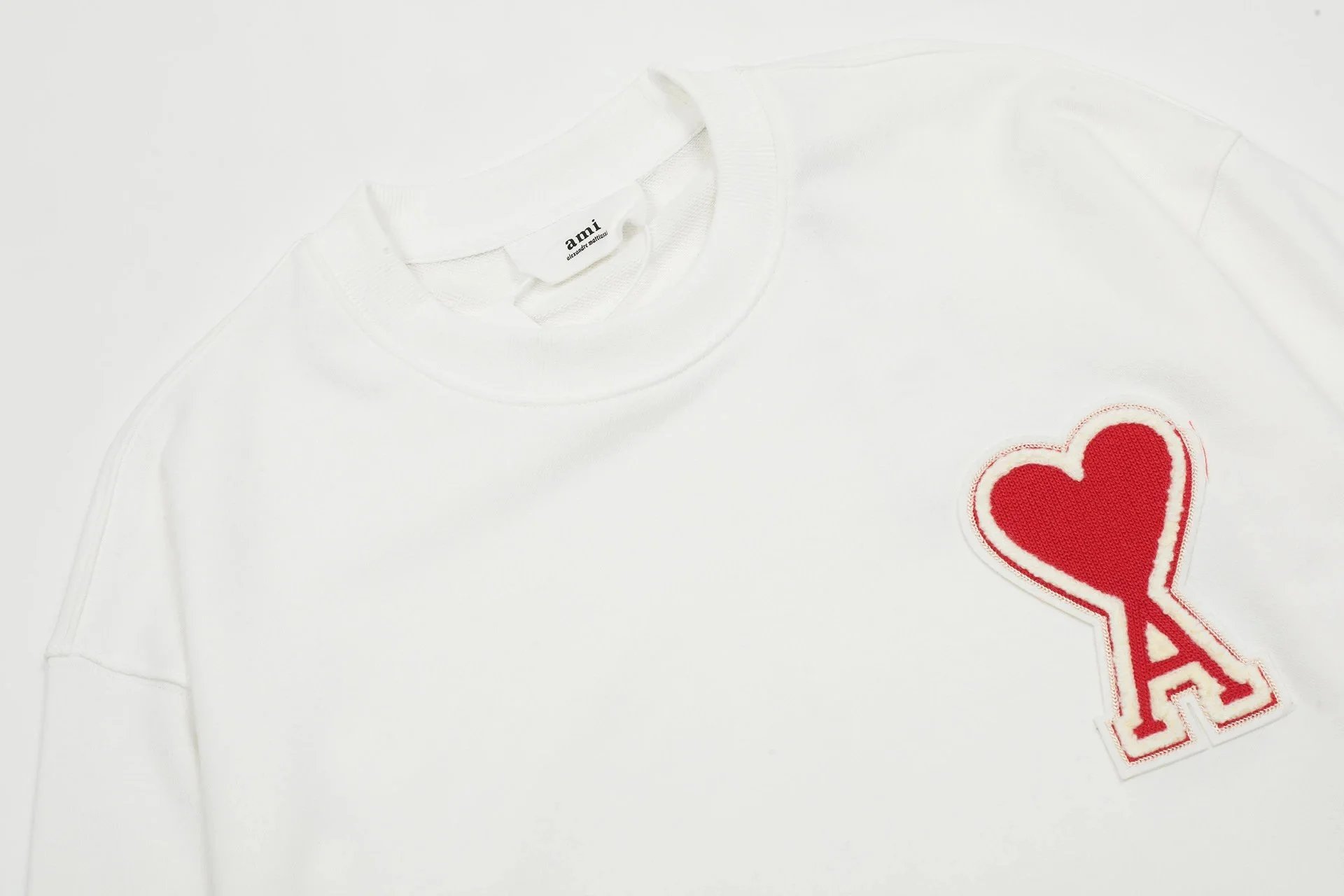 Ami Paris Heart Logo Pink Crewneck Sweater - 6