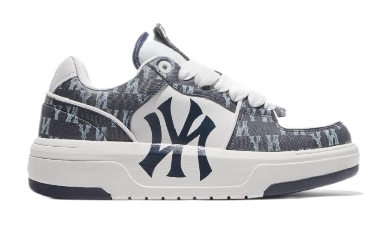 New York Yankees x Puma Platform Sneakers Navy and White - 1