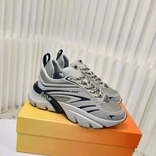 Off-White Industrial Runner White Chunky Sneakers - 11
