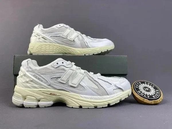 New Balance 1906R White Cream Sneakers - 1