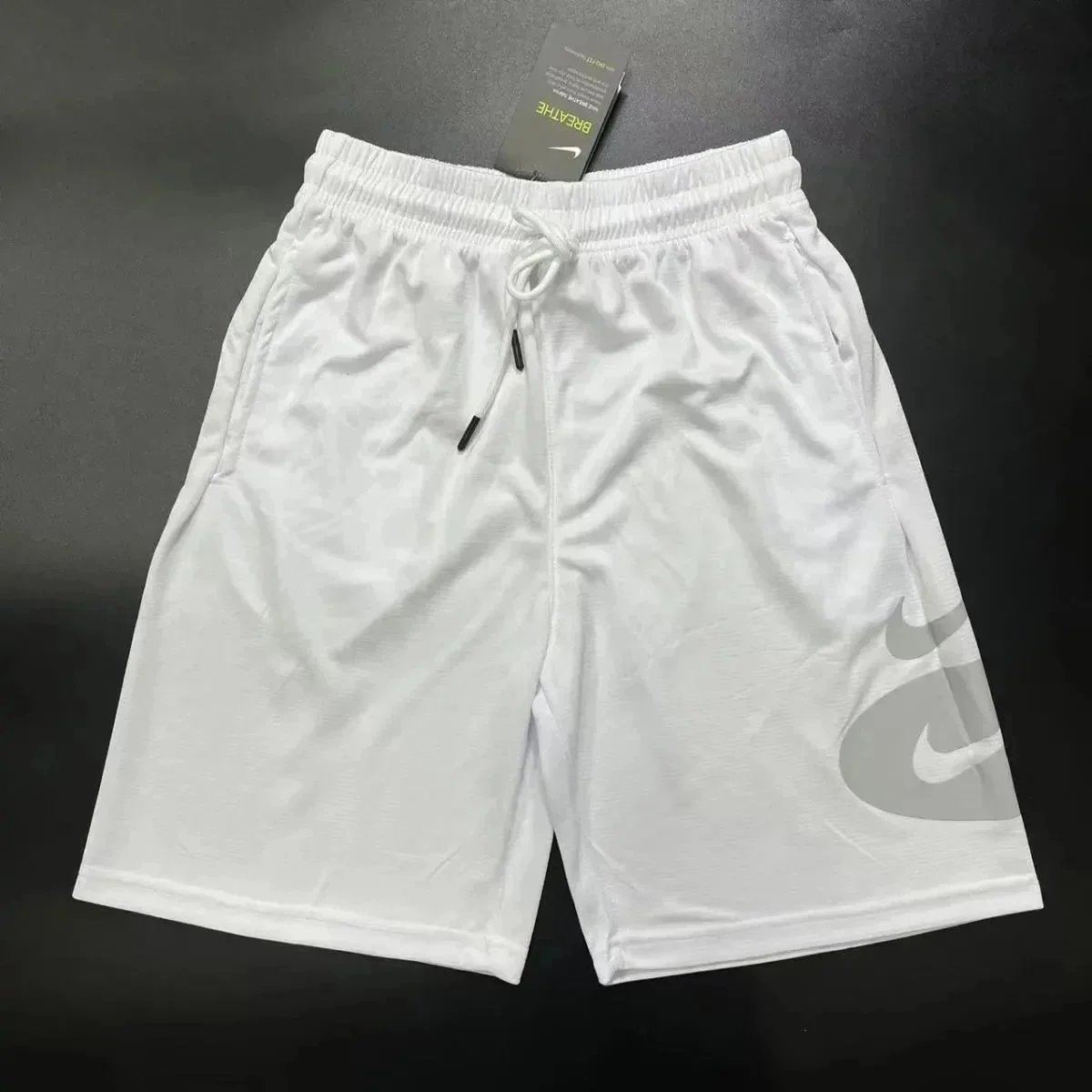 Nike Breathe Basketball Shorts White/Black - 10