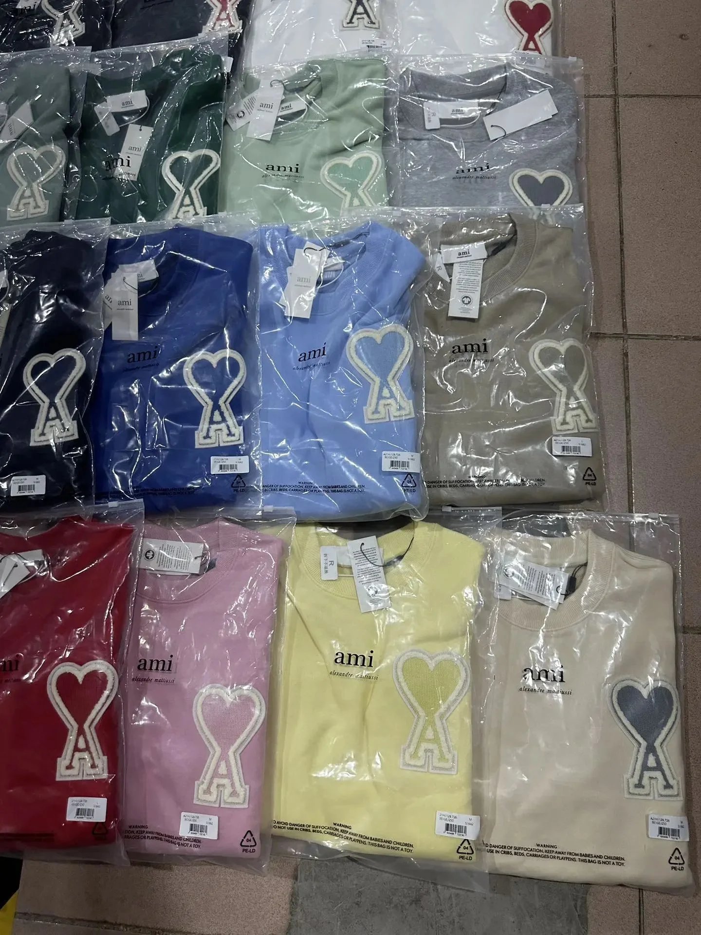 Ami Paris Heart Logo Pink Crewneck Sweater - 3