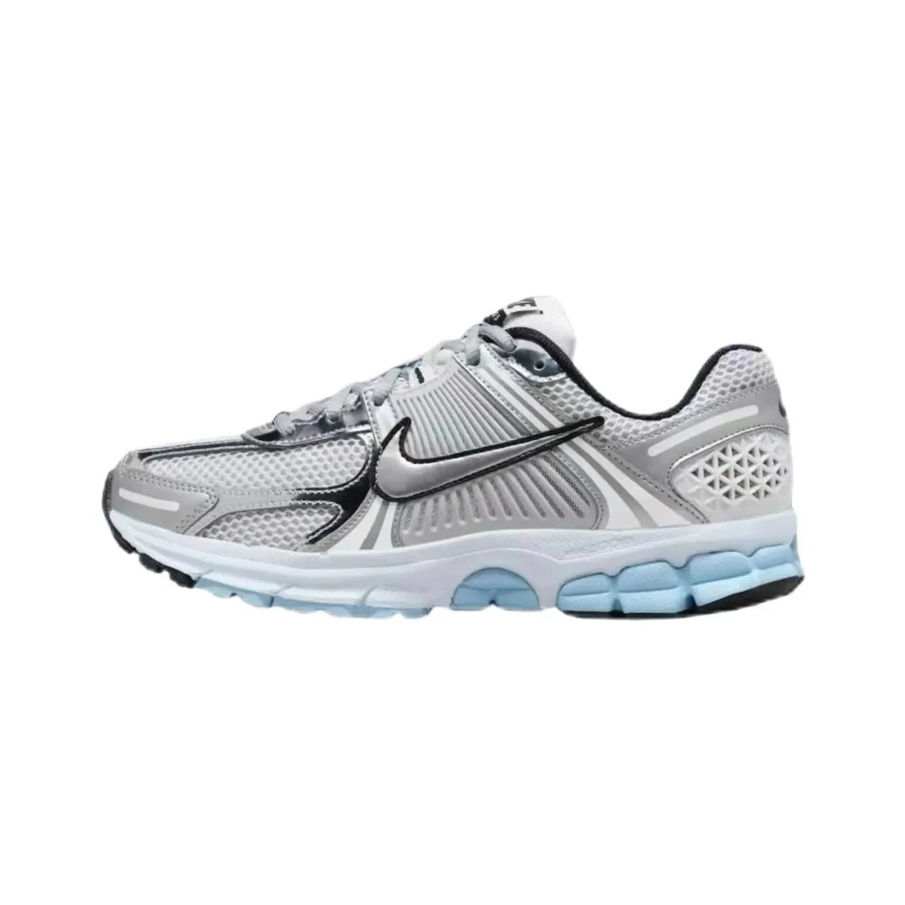 Nike Shox R4 White/Black Running Shoes - 4