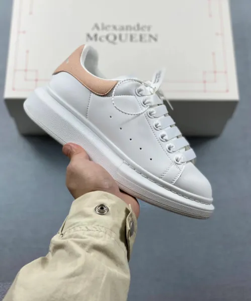 Alexander McQueen Oversized Sneakers White with Holographic Heel Tab Sneakers - 8