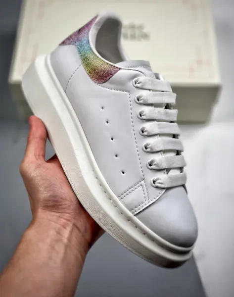 Alexander McQueen Oversized Sneakers White with Holographic Heel Tab Sneakers - 9