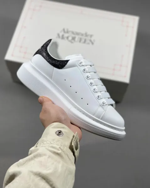Alexander McQueen Oversized Sneakers White with Holographic Heel Tab Sneakers - 3
