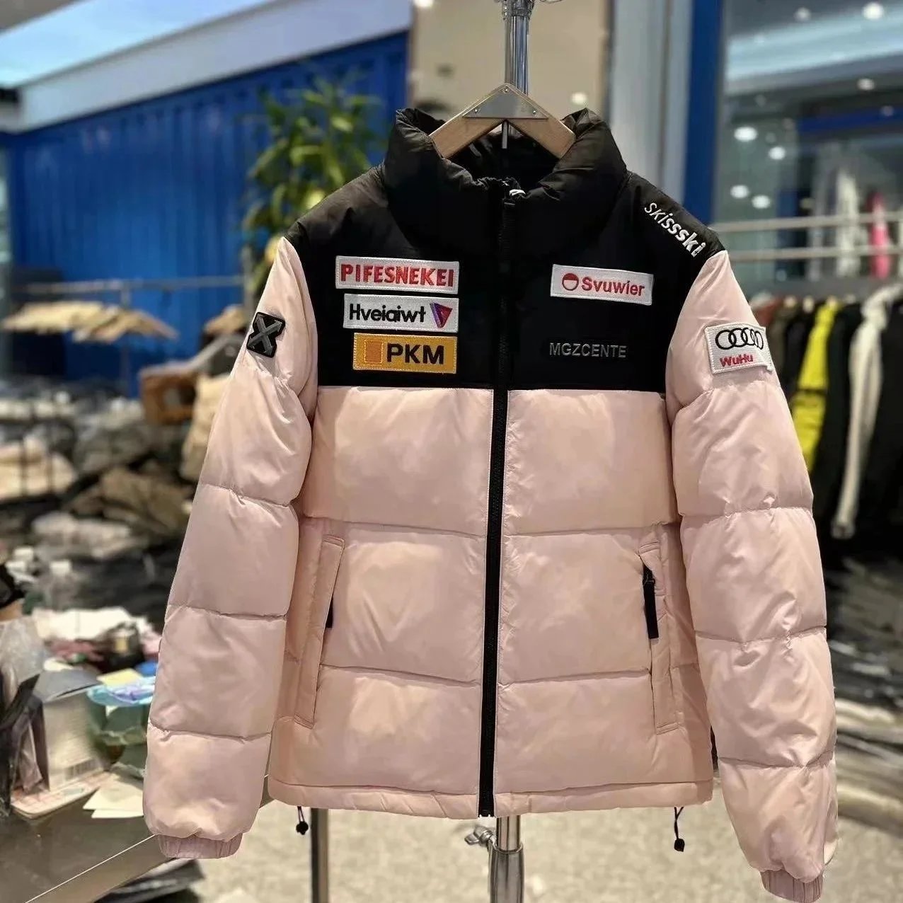 Skisski x Audi x Pifkesnekei Down Jacket Pink Black - 1