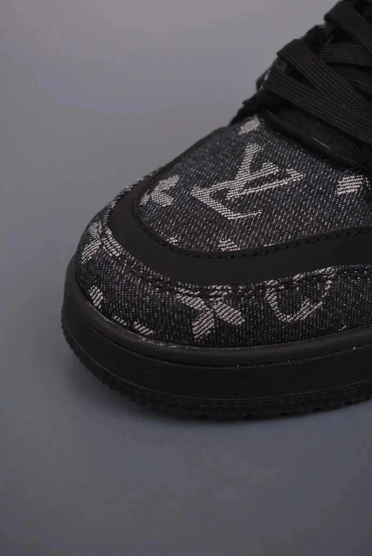 Louis Vuitton Archlight 2 White Gray Mesh Sneakers - 10