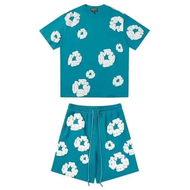 Gallery Dept. Floral Appliqué Red Set - 4