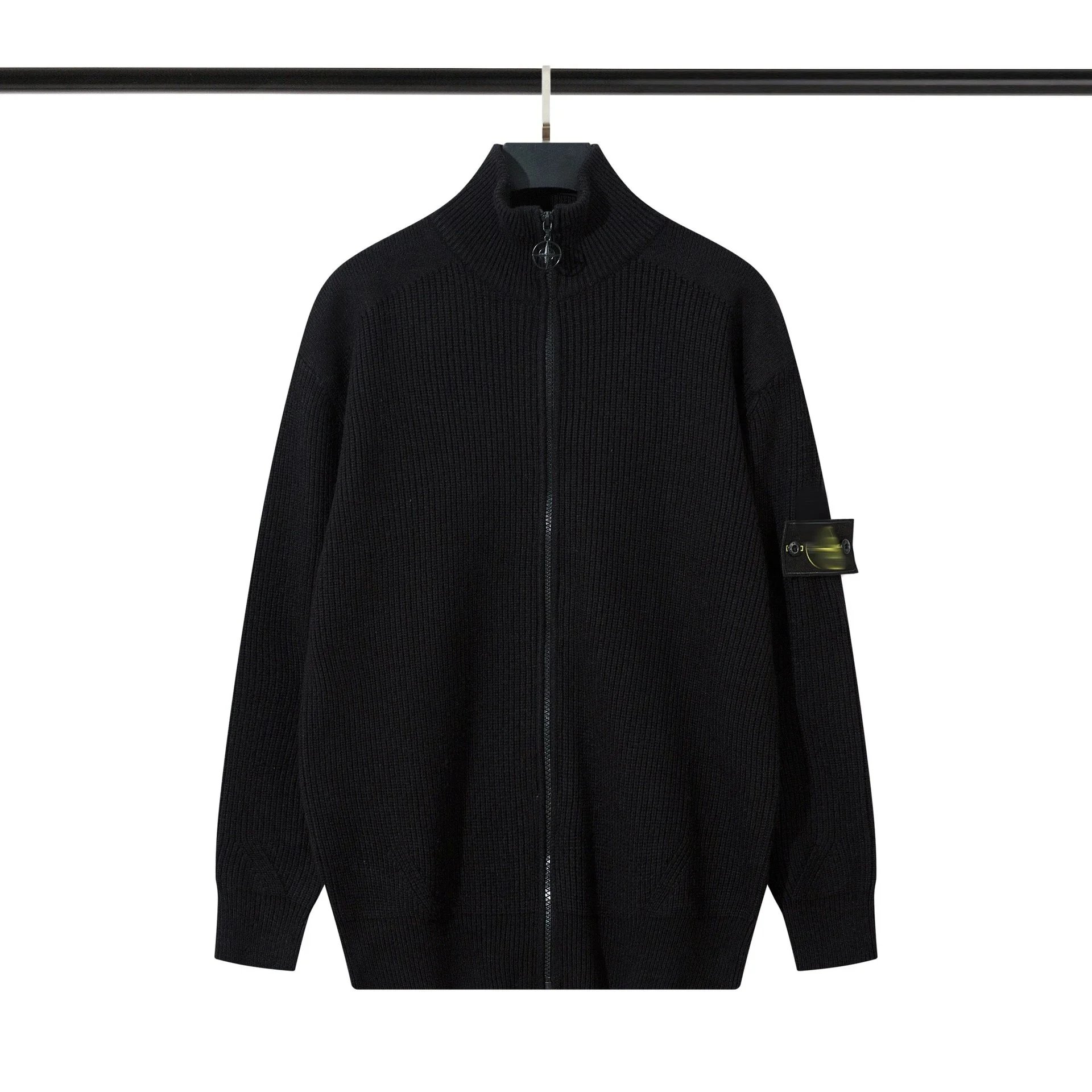 Design Puffer Jacket with Star Logo White Outerwear - 6