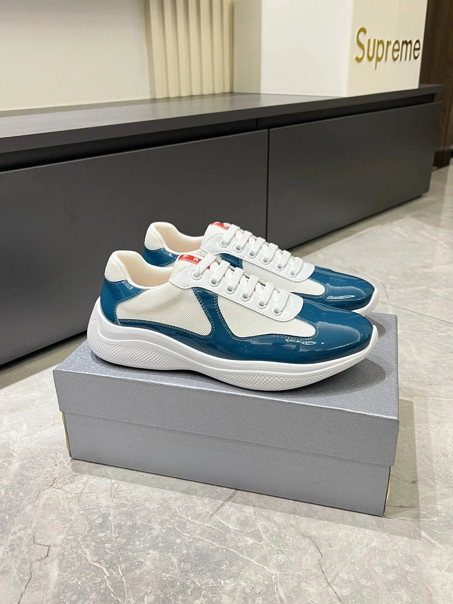 Unbranded Sneakers Low-Top Mesh and Patent Lace-Up — 3