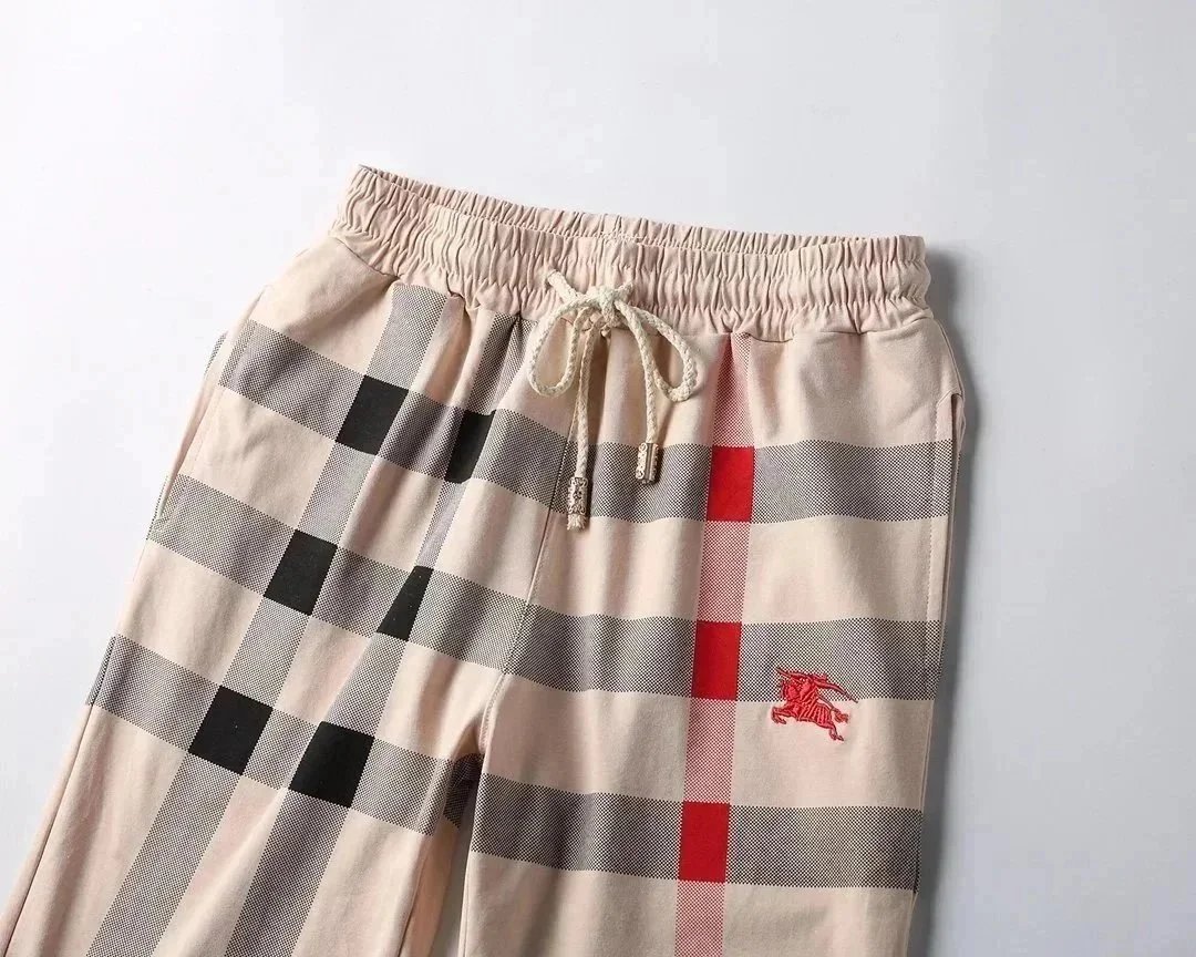 Burberry Check Print T-Shirt and Shorts Set White - 10