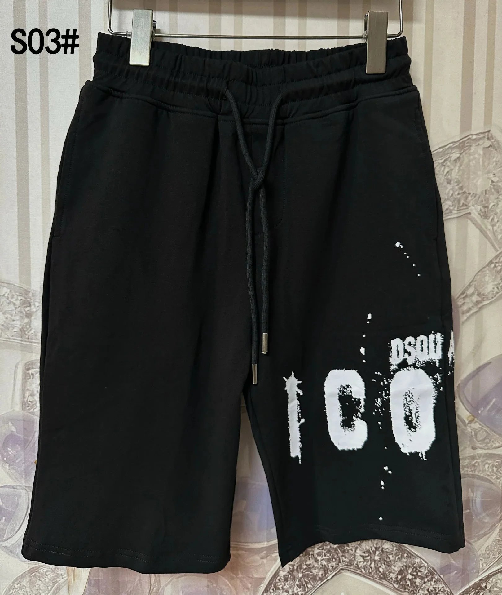 DSQUARED2 Icon Print Black Sweatshorts - 1