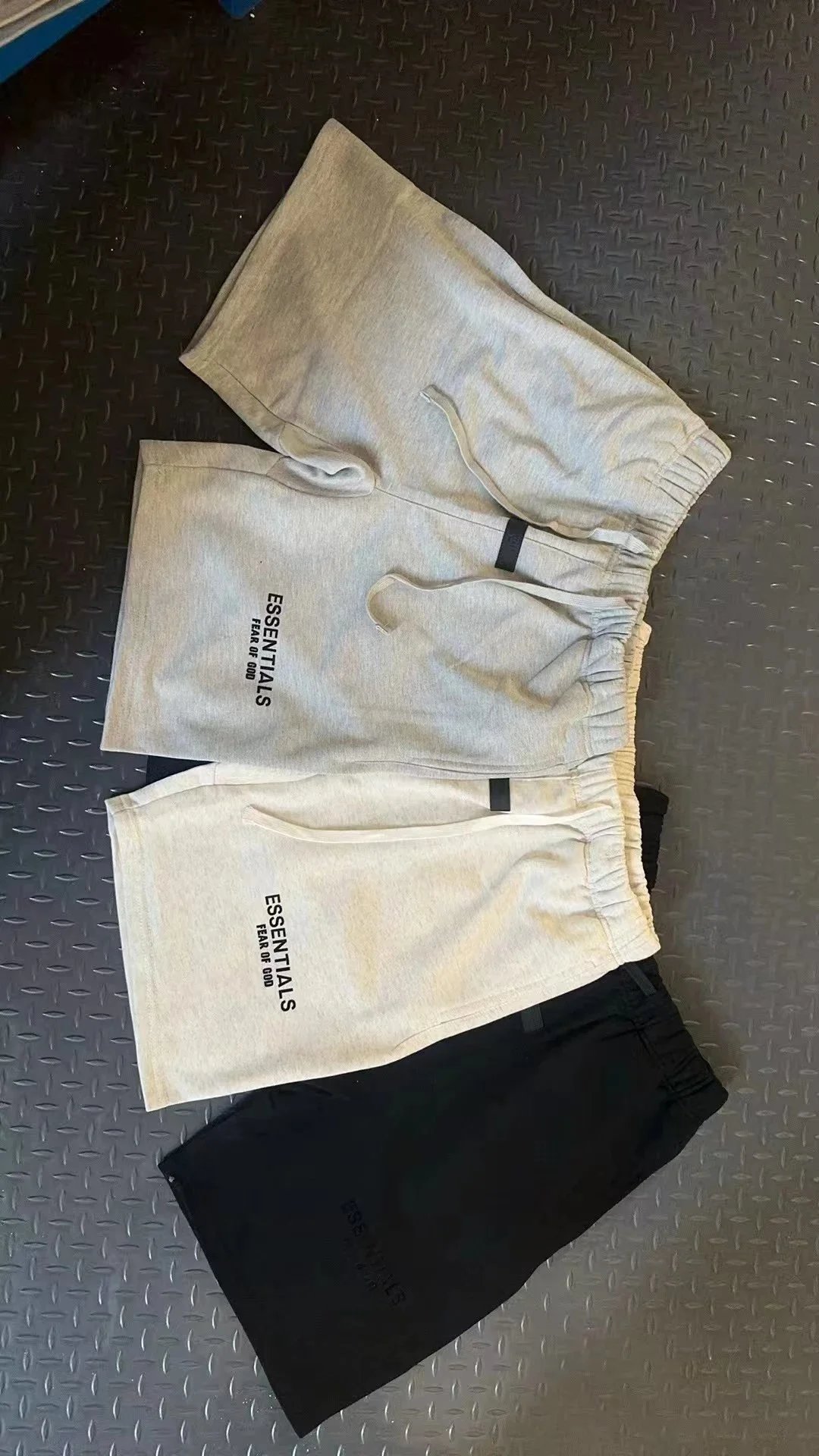 GRA Three Bars White T-Shirt - 4