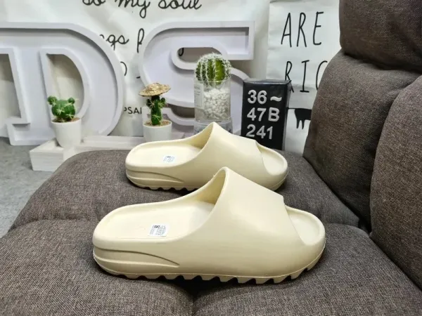 Adidas Yeezy Slide Bone Slippers - 1