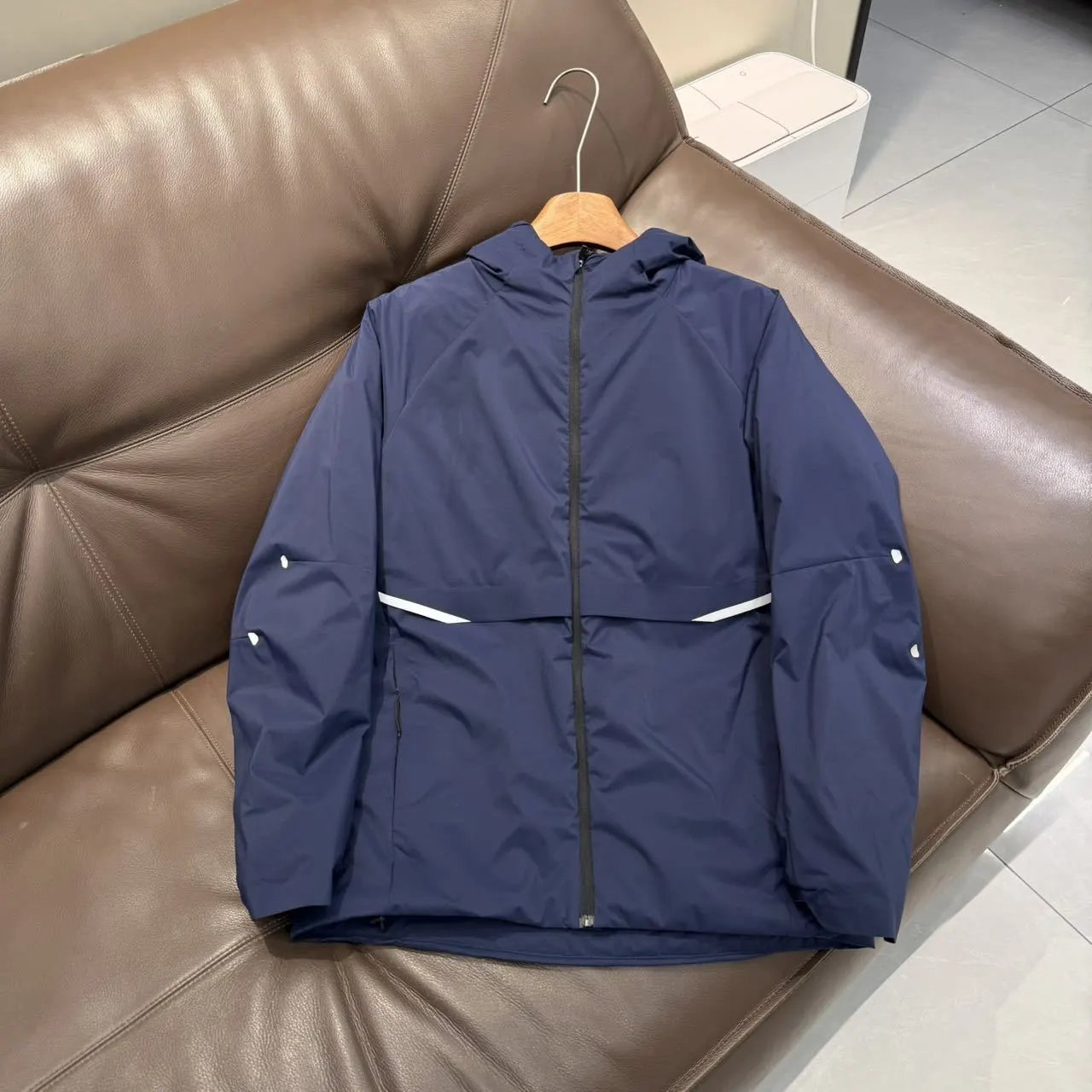 Winter Hood Cotton Puffer Jacket with Reflective Stripe photo 5