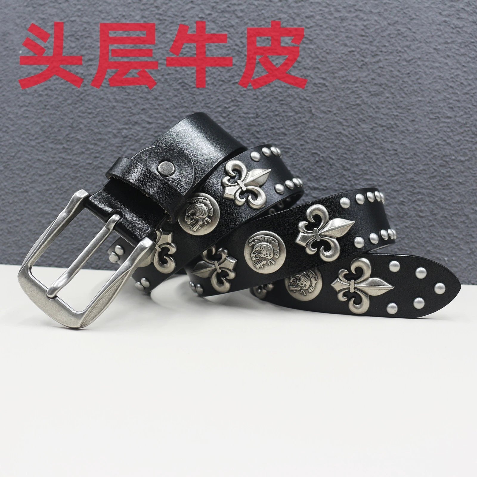 Skull studded belt photo 2
