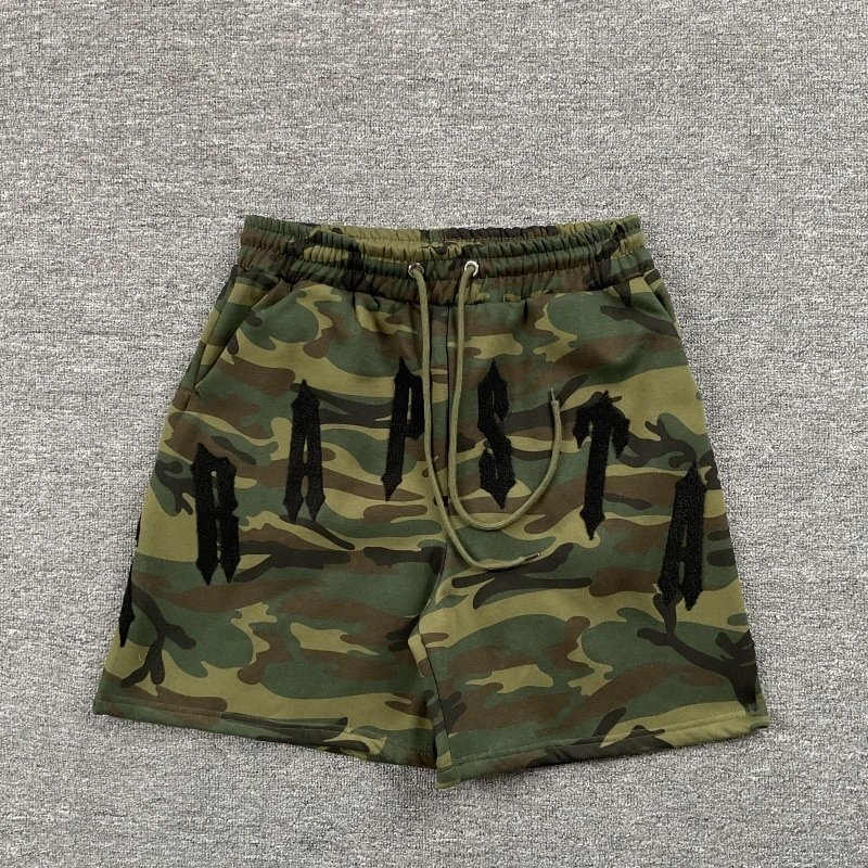 Embroidered street shorts photo 4