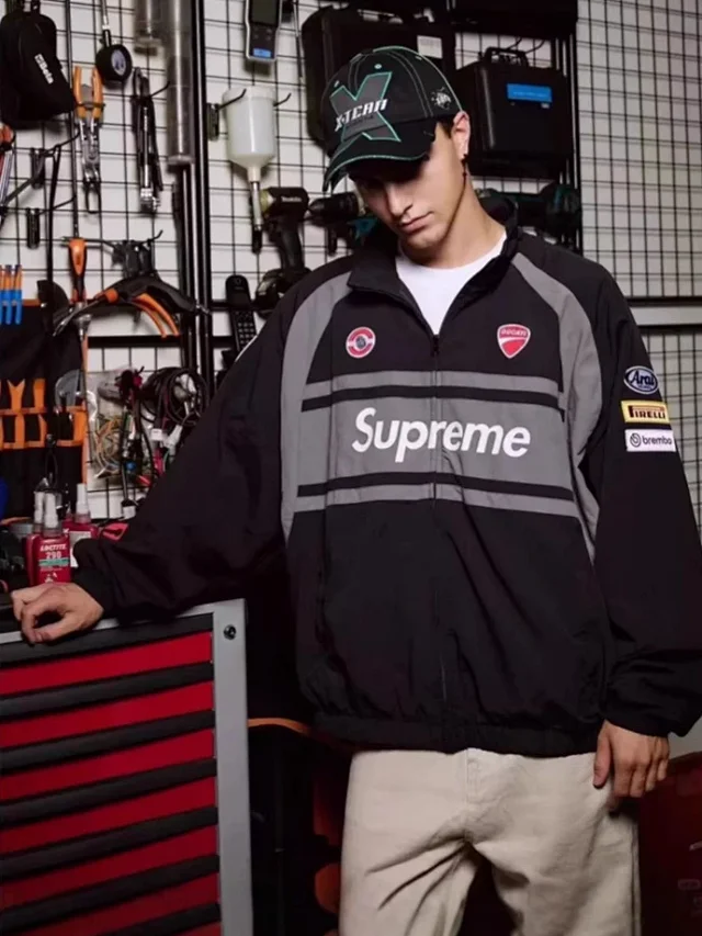Supreme Jackets Hooded color-block logo-print jacket product detail image 4