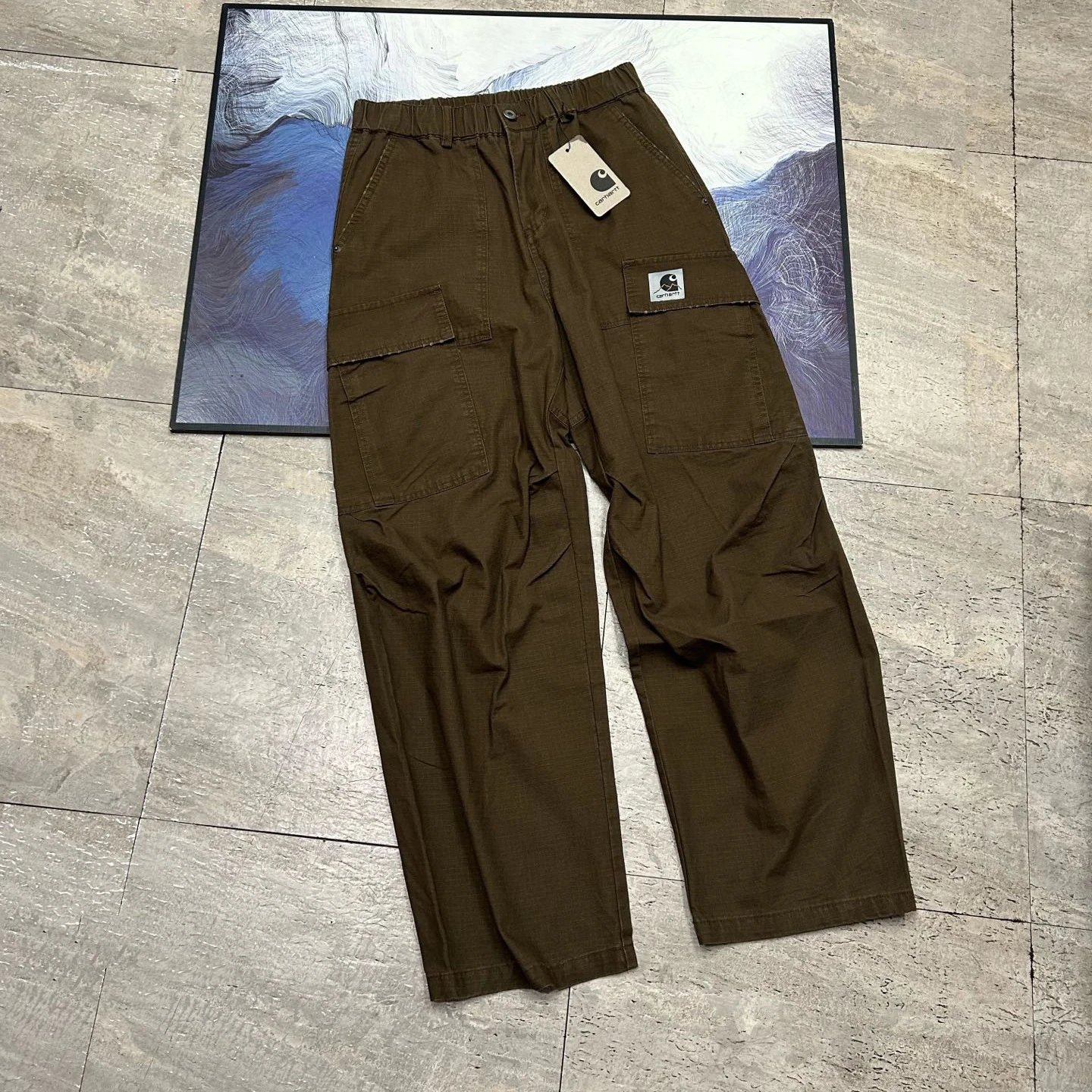 Classic Mountain Badge Outdoor Multi-Pocket Cargo Pants photo 4