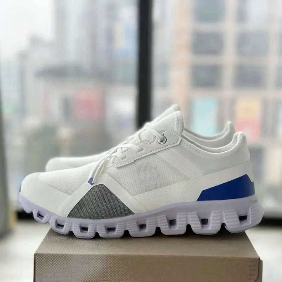 Lightweight Training Shoes photo 2